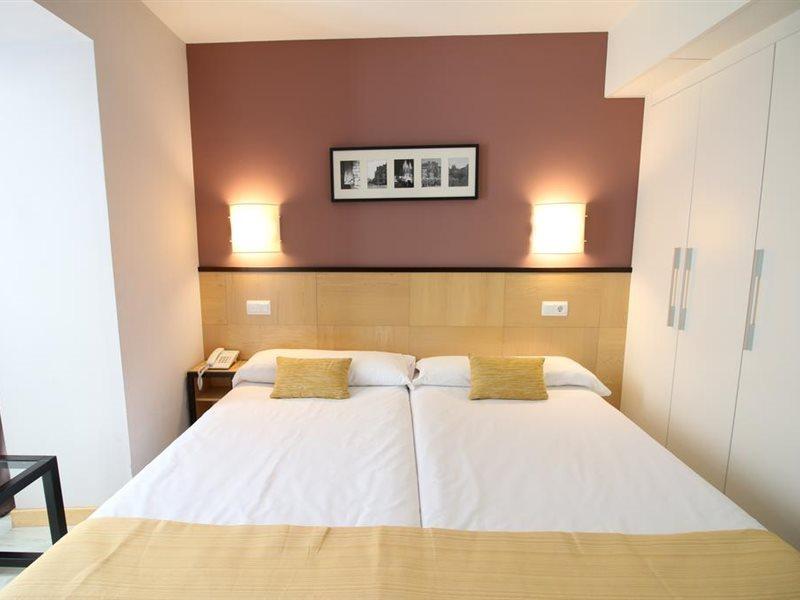 Hotel Alda Entrearcos Burgo Екстериор снимка