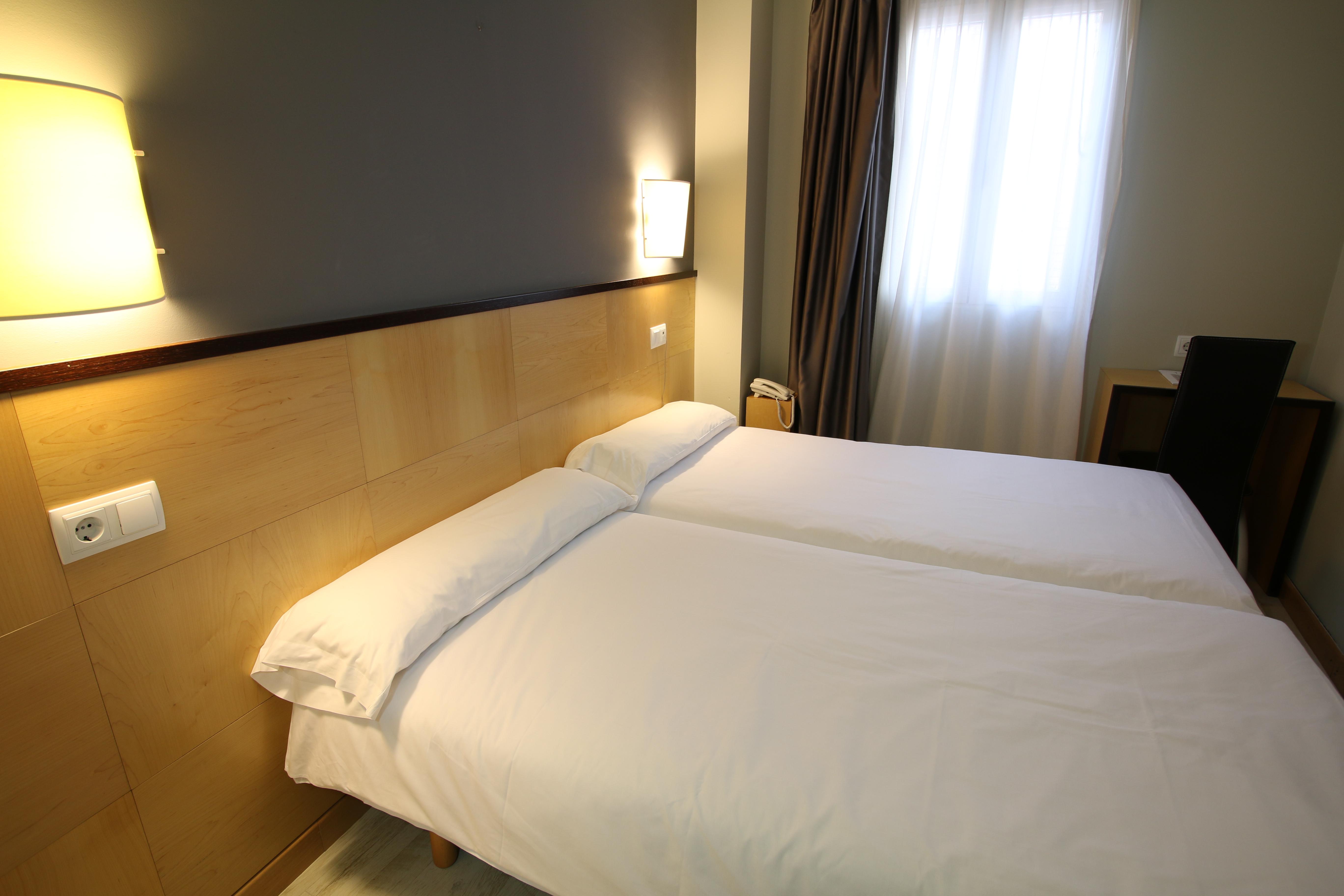Hotel Alda Entrearcos Burgo Екстериор снимка